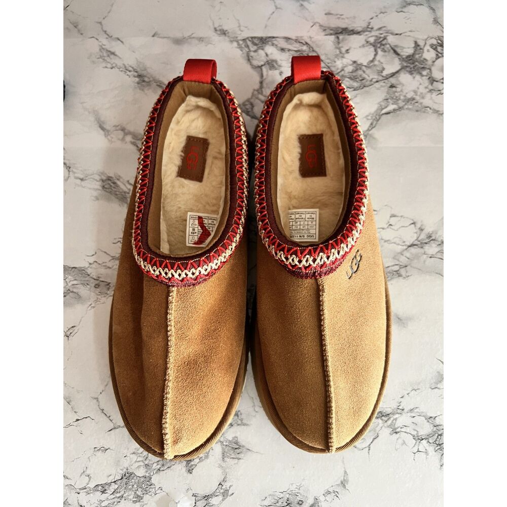 NWOB - UGG Tazz Platform Slippers Women’s 9 Chestnut Brown Suede Shearling Lined - Picture 2 of 5